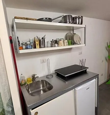 La Casa Di Lola Roma